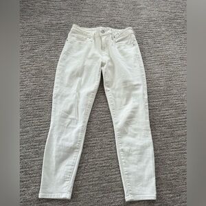 LUCKY BRAND white skinny jean size 6/28